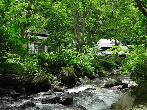 離れ三棟